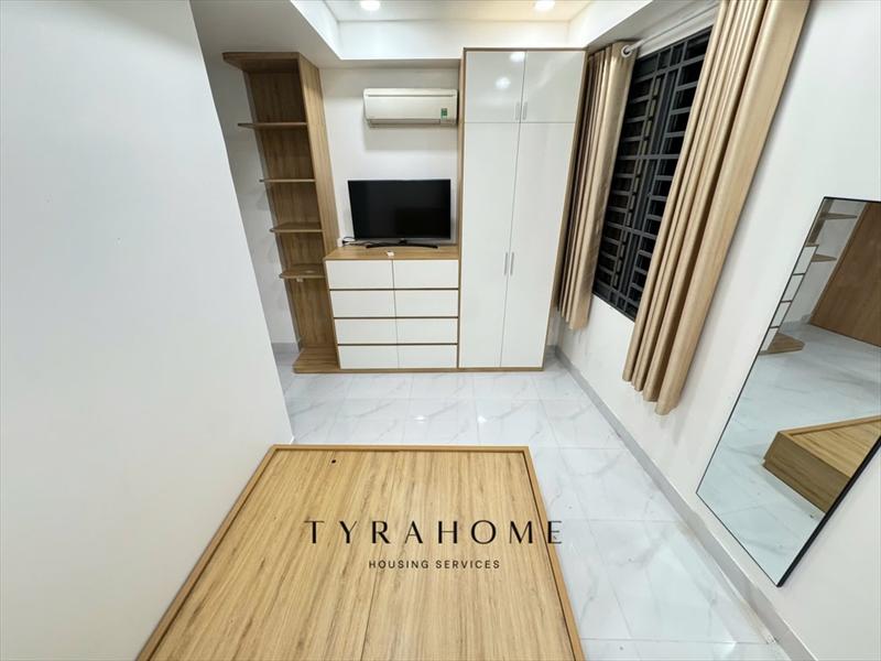 PHÒNG FULLY FURNISHED WITH WINDOW