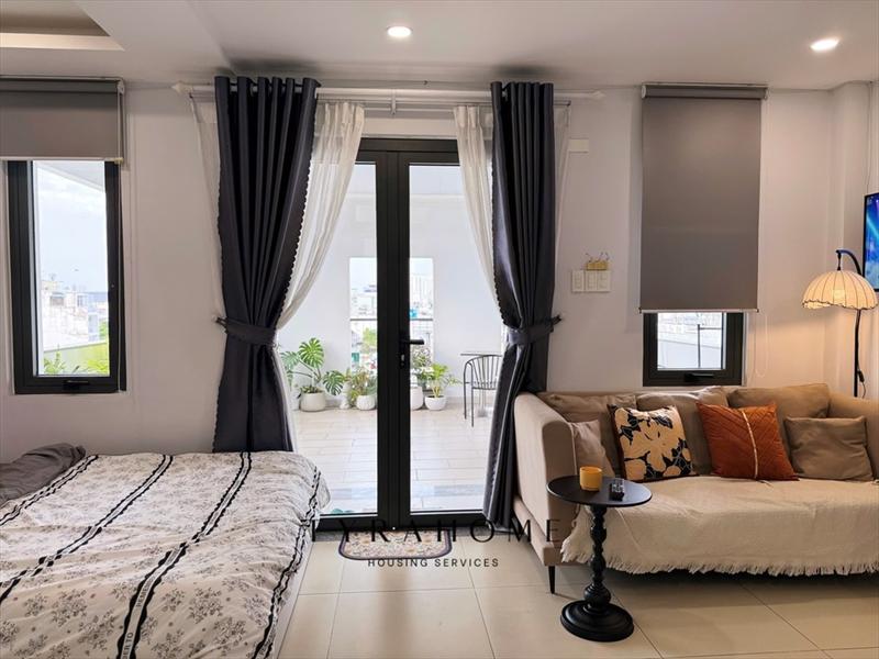 SERVICED APARTMENT FULLY FURNISHED WITH BALCONY