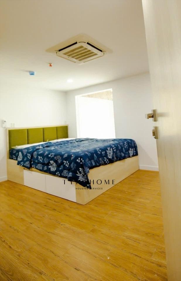 PHÒNG FULLY FURNISHED WITH WINDOW