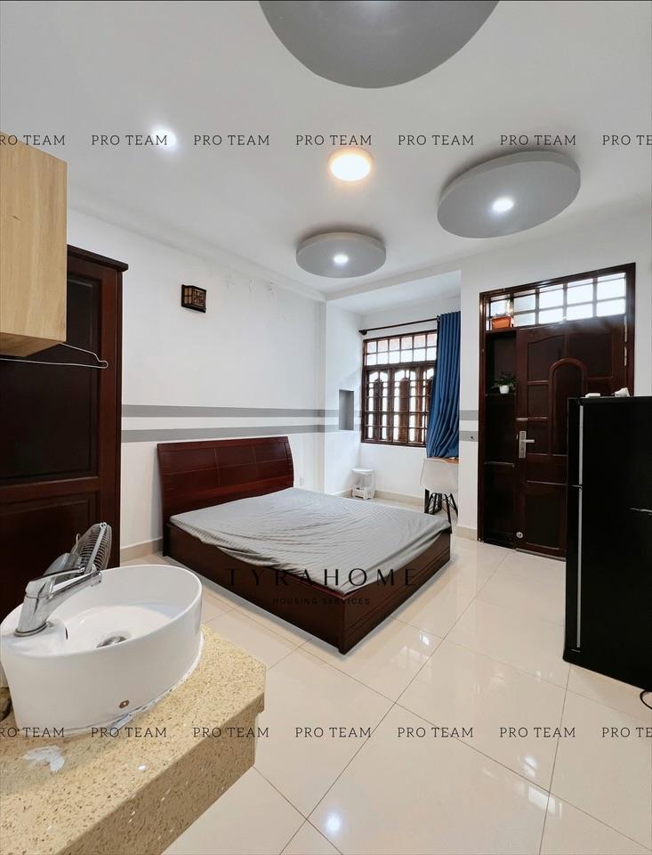 PHÒNG FULL NỘI THẤT CÓ BAN CÔNG
