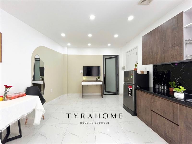 SERVICED APARTMENT FULLY FURNISHED WITH WINDOW