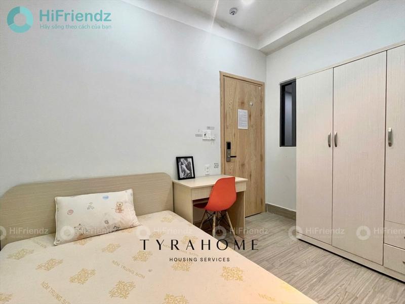 PHÒNG FULLY FURNISHED WITH WINDOW