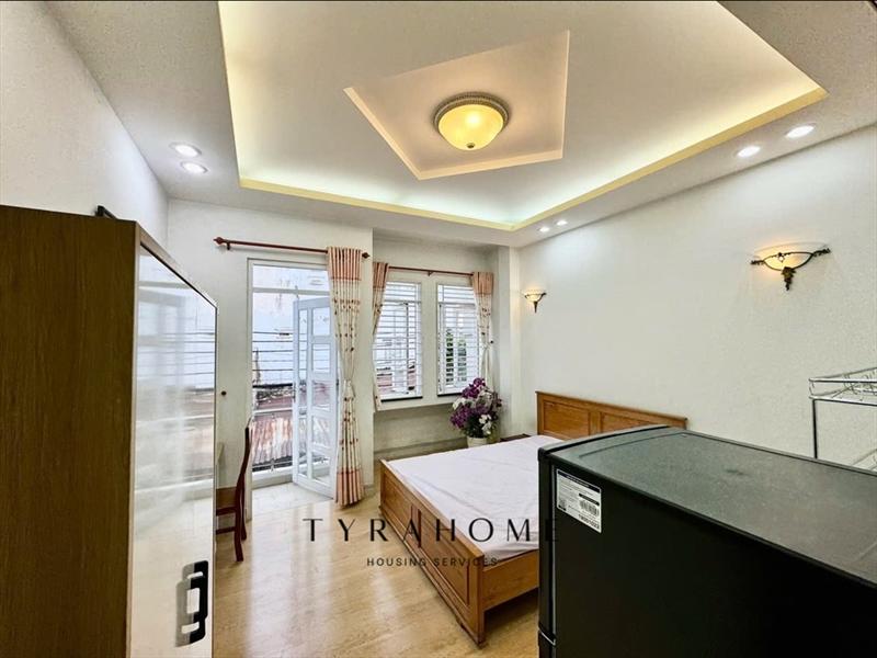 PHÒNG FULL NỘI THẤT CÓ BAN CÔNG