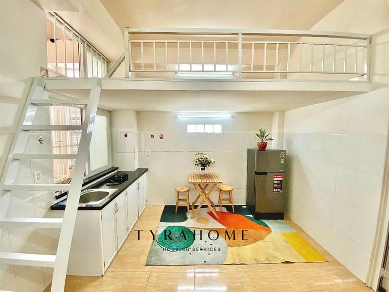 PHÒNG FULLY FURNISHED WITH WINDOW