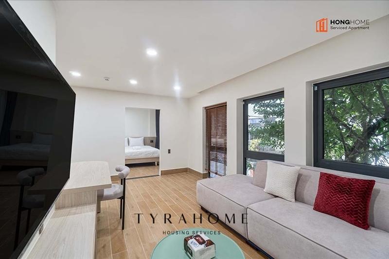 SERVICED APARTMENT FULLY FURNISHED WITH WINDOW