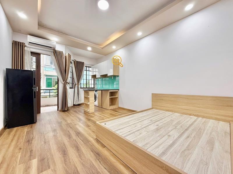 PHÒNG FULLY FURNISHED MÁY GIẶT RIÊNG WITH BALCONY