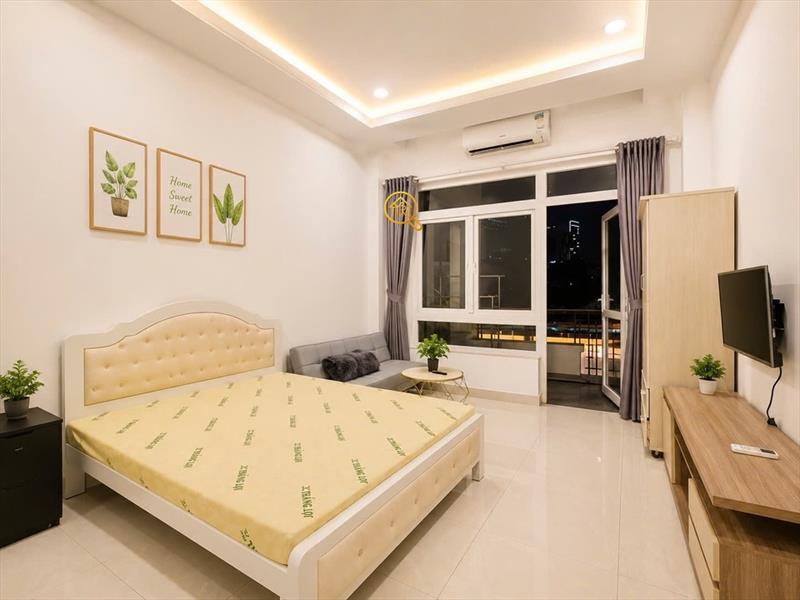 CĂN HỘ DỊCH VỤ FULL NỘI THẤT MÁY GIẶT RIÊNG CÓ BAN CÔNG