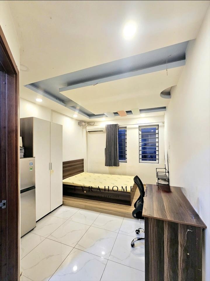 PHÒNG FULLY FURNISHED WITH WINDOW