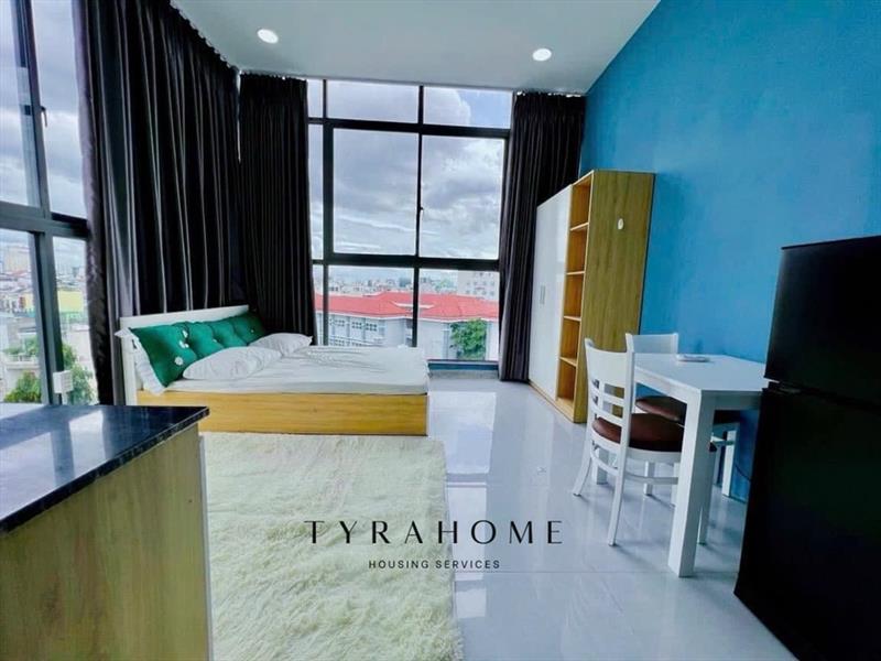 PHÒNG FULLY FURNISHED WITH WINDOW