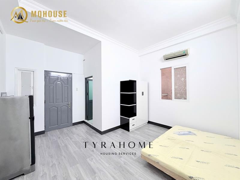 PHÒNG FULLY FURNISHED WITH WINDOW