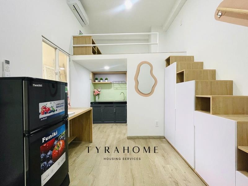 PHÒNG FULLY FURNISHED WITH WINDOW