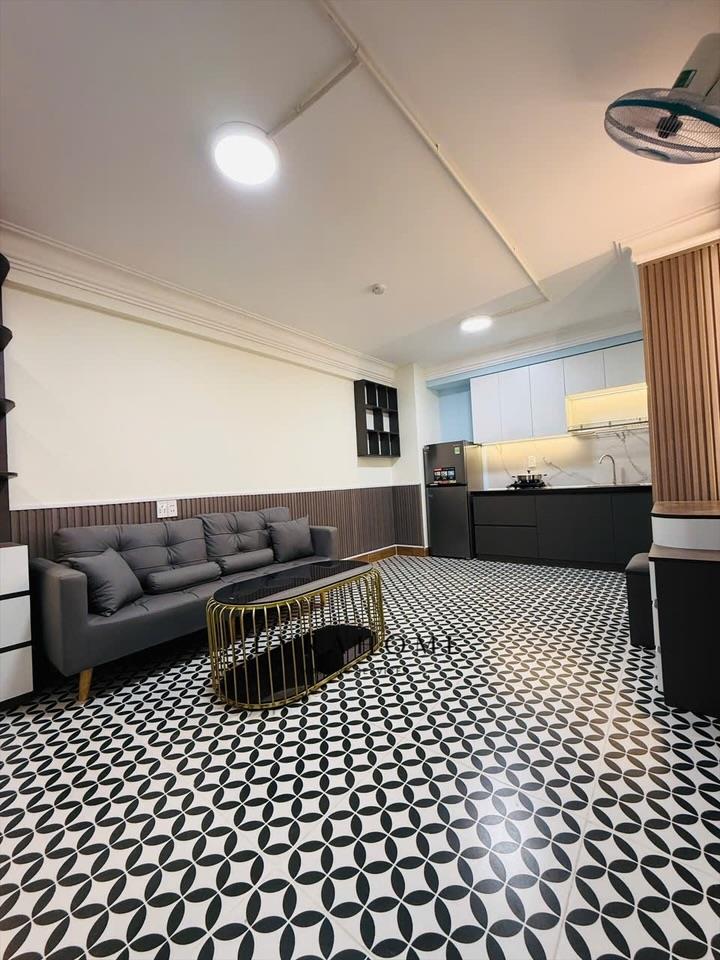 PHÒNG FULL NỘI THẤT CÓ CỬA SỔ