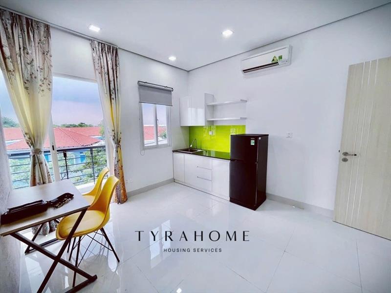 PHÒNG FULL NỘI THẤT CÓ BAN CÔNG
