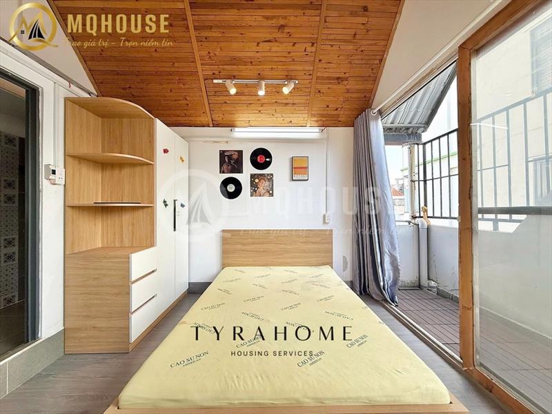PHÒNG FULLY FURNISHED WITH WINDOW