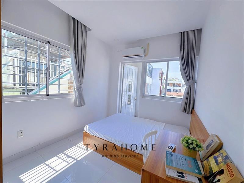 SERVICED APARTMENT FULLY FURNISHED MÁY GIẶT RIÊNG WITH BALCONY