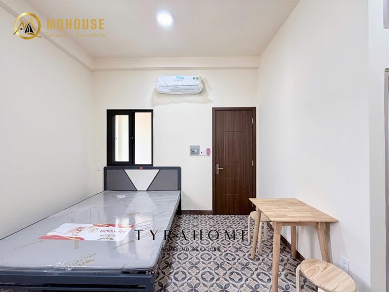 PHÒNG FULLY FURNISHED WITH WINDOW