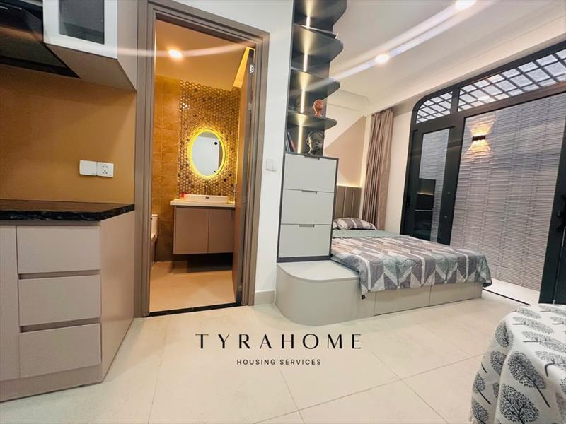 CĂN HỘ DỊCH VỤ FULL NỘI THẤT CÓ BAN CÔNG