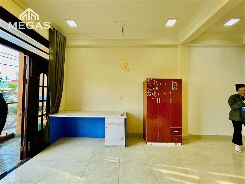PHÒNG FULLY FURNISHED WITH BALCONY