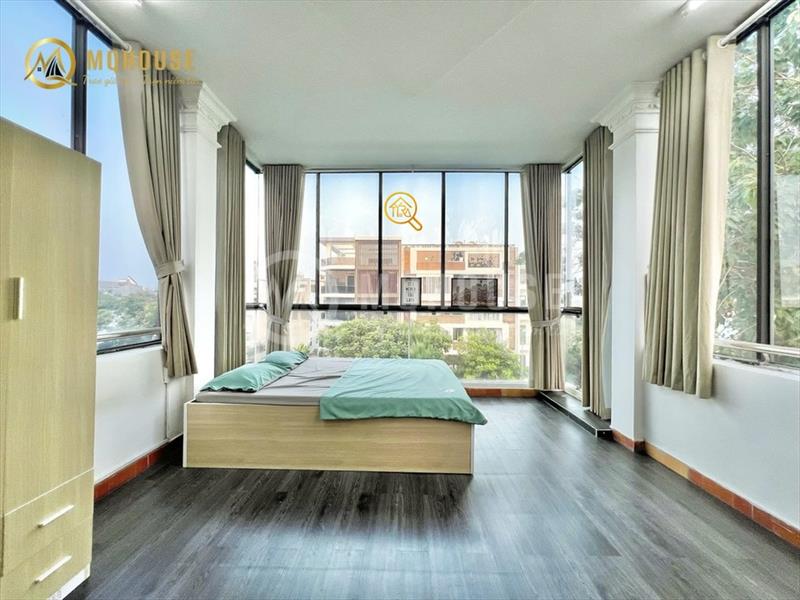 PHÒNG FULLY FURNISHED WITH WINDOW