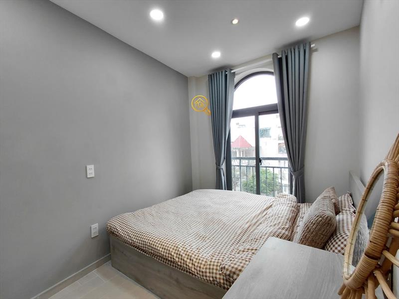 CĂN HỘ DỊCH VỤ FULL NỘI THẤT MÁY GIẶT RIÊNG CÓ CỬA SỔ