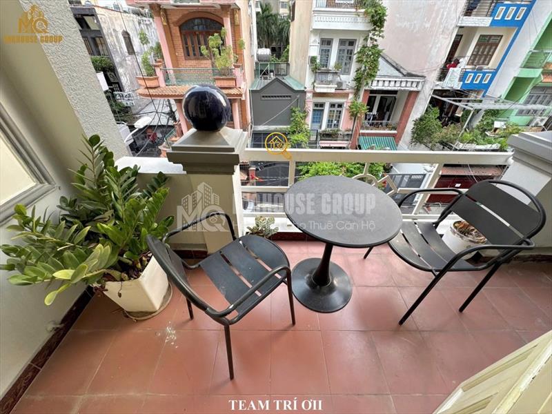 CĂN HỘ DỊCH VỤ FULL NỘI THẤT MÁY GIẶT RIÊNG CÓ BAN CÔNG