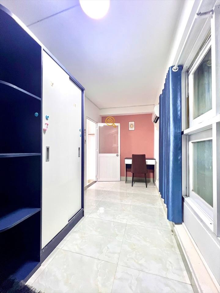 PHÒNG FULL NỘI THẤT MÁY GIẶT RIÊNG CÓ CỬA SỔ
