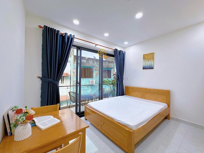 PHÒNG FULLY FURNISHED WITH BALCONY