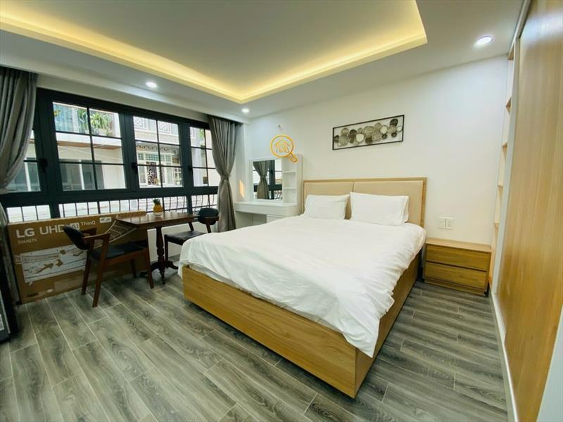 CĂN HỘ DỊCH VỤ FULL NỘI THẤT MÁY GIẶT RIÊNG CÓ CỬA SỔ