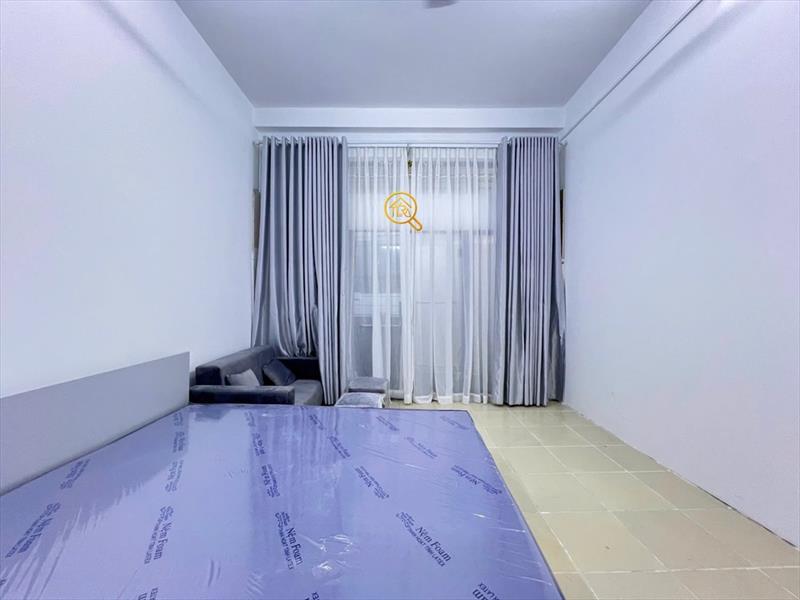 SERVICED APARTMENT FULLY FURNISHED WITH BALCONY