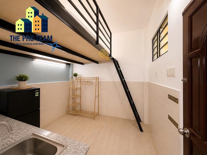 PHÒNG FULLY FURNISHED WITH WINDOW