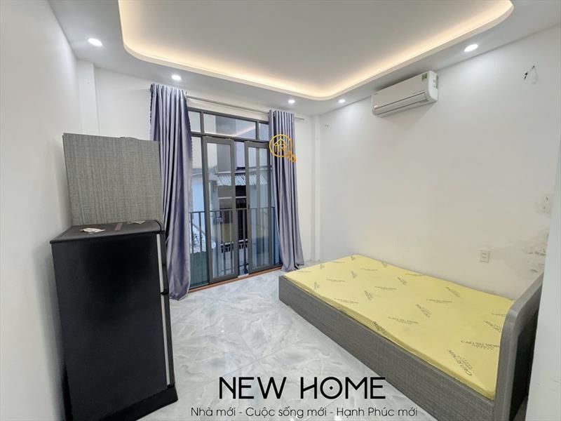 PHÒNG FULLY FURNISHED WITH WINDOW
