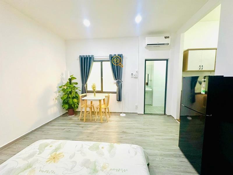 PHÒNG FULL NỘI THẤT CÓ CỬA SỔ