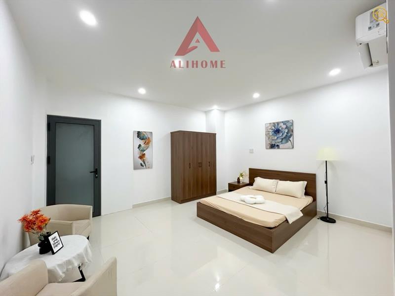 CĂN HỘ DỊCH VỤ FULL NỘI THẤT MÁY GIẶT RIÊNG CÓ CỬA SỔ