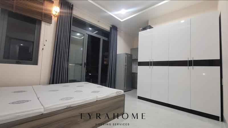PHÒNG FULL NỘI THẤT CÓ BAN CÔNG
