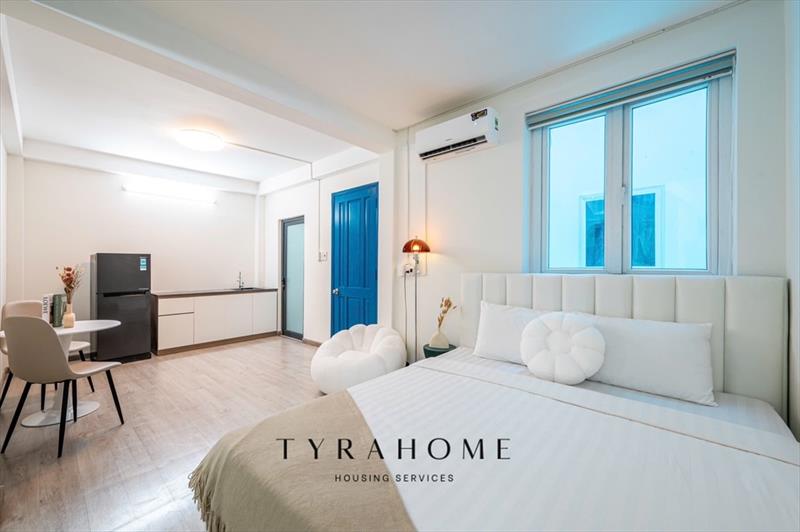 CĂN HỘ DỊCH VỤ FULL NỘI THẤT CÓ CỬA SỔ