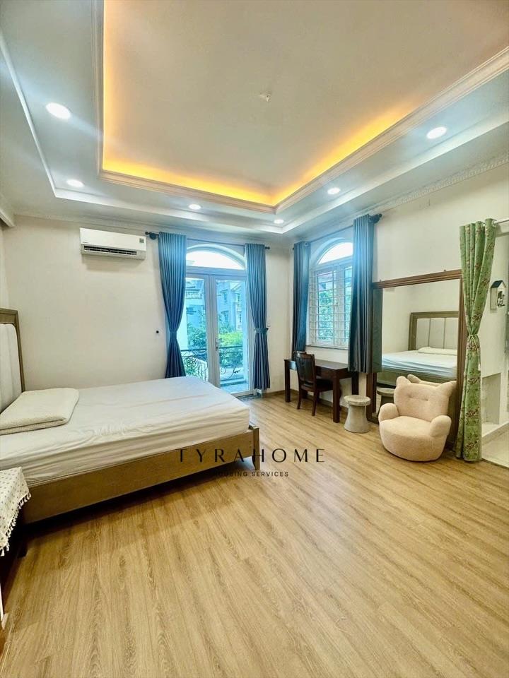 SERVICED APARTMENT FULLY FURNISHED MÁY GIẶT RIÊNG WITH BALCONY
