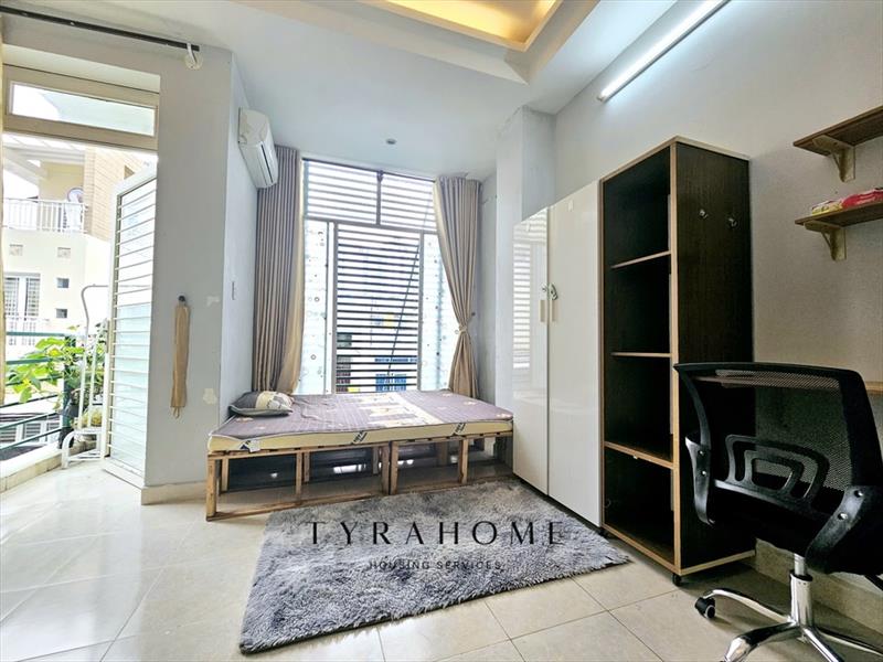 PHÒNG FULL NỘI THẤT CÓ BAN CÔNG