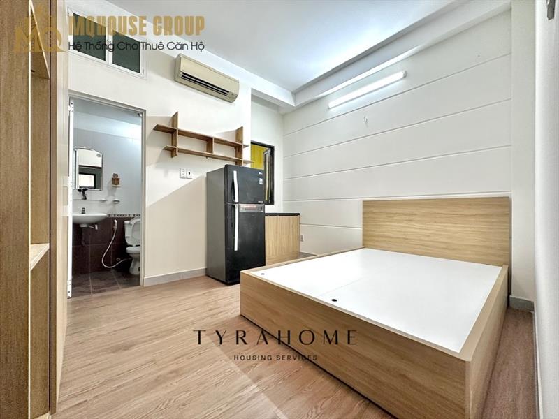 PHÒNG FULLY FURNISHED WITH WINDOW