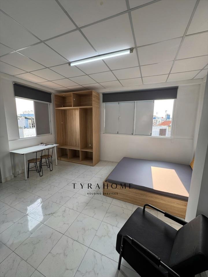 PHÒNG FULLY FURNISHED WITH WINDOW