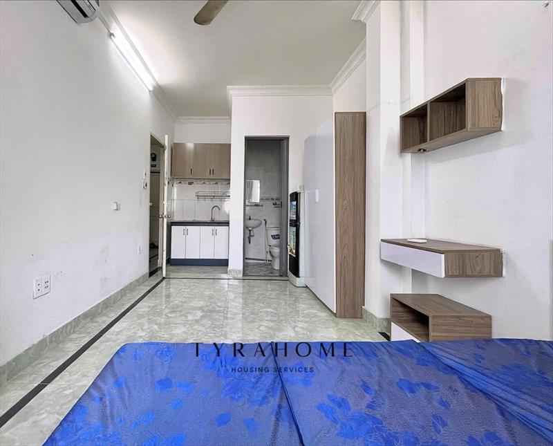 PHÒNG FULLY FURNISHED WITH WINDOW
