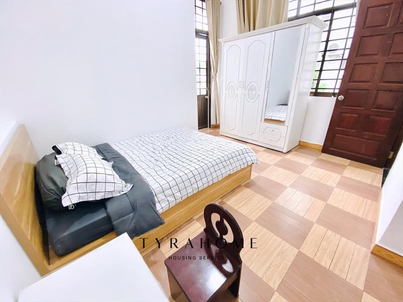 PHÒNG FULLY FURNISHED WITH BALCONY