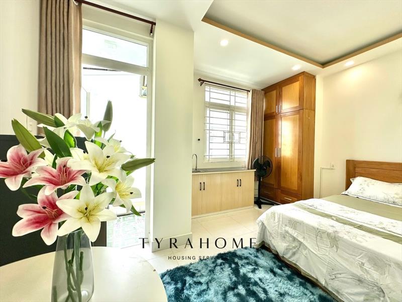 PHÒNG FULLY FURNISHED WITH BALCONY