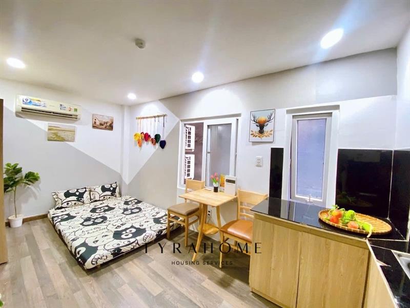 PHÒNG FULLY FURNISHED WITH WINDOW
