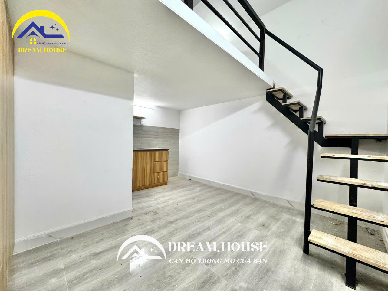 DUPLEX MỚI XÂY KẾ VHU