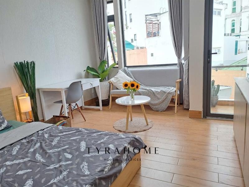 SERVICED APARTMENT FULLY FURNISHED WITH BALCONY