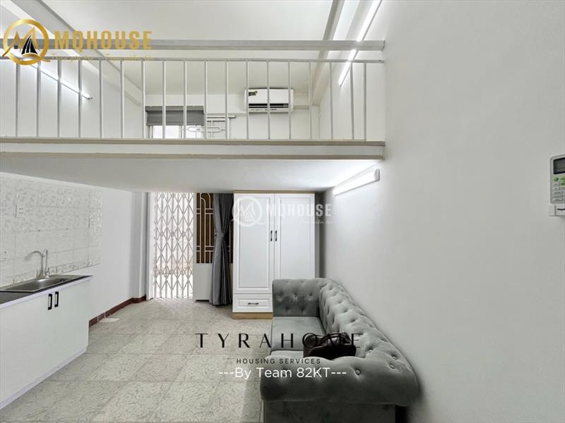 PHÒNG FULLY FURNISHED WITH BALCONY