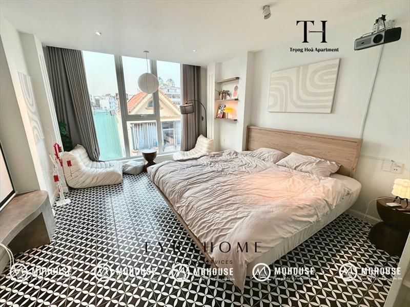 SERVICED APARTMENT FULLY FURNISHED WITH WINDOW