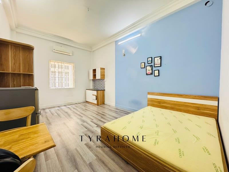 PHÒNG FULL NỘI THẤT MÁY GIẶT RIÊNG CÓ CỬA SỔ