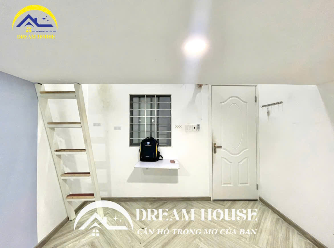 DUPLEX NEAR UNIV VĂN HIẾN MÁY GIẶT RIÊNG