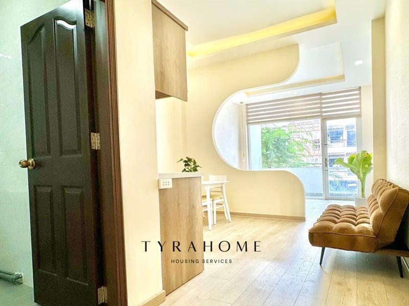 SERVICED APARTMENT FULLY FURNISHED MÁY GIẶT RIÊNG WITH BALCONY